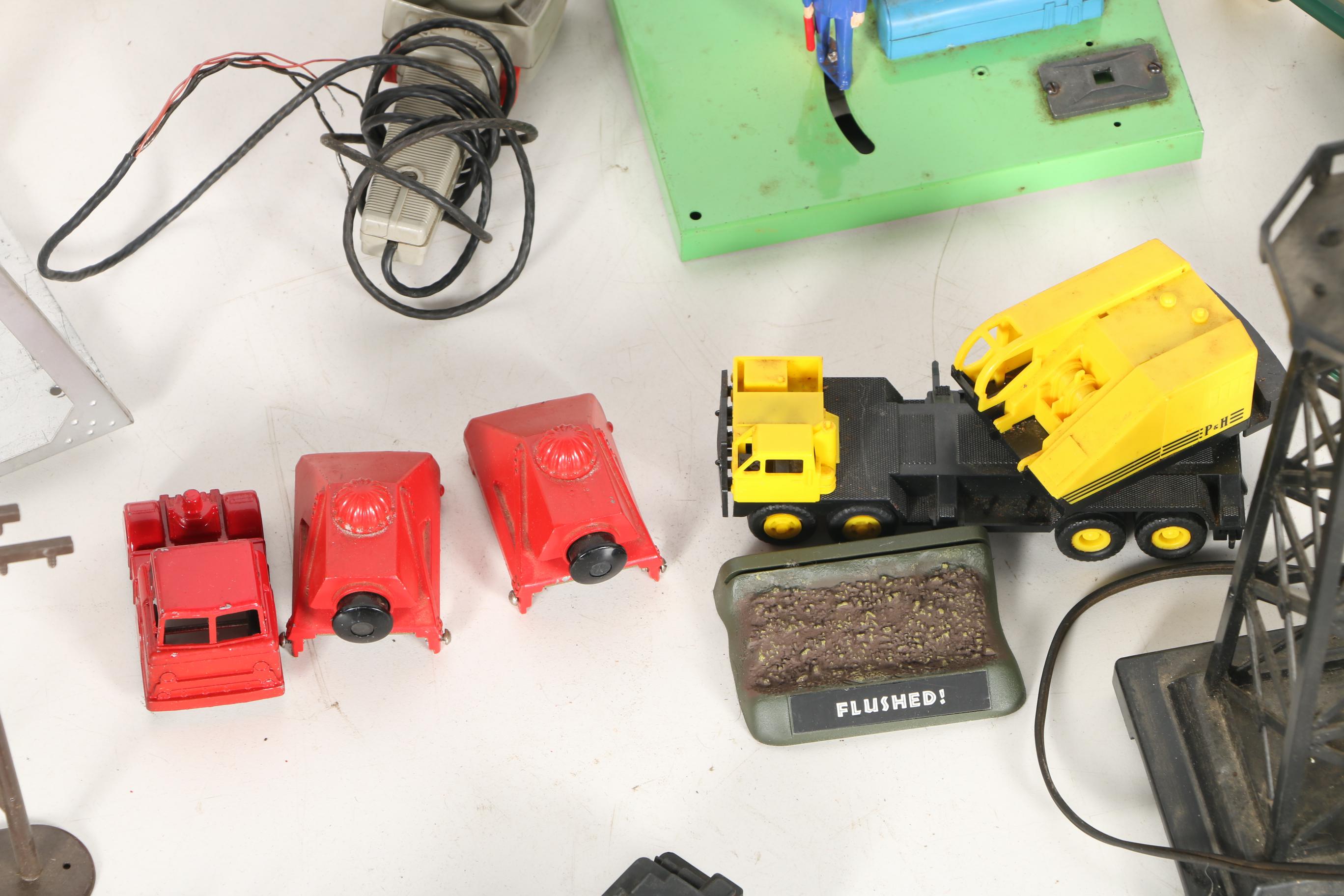 Collection of Various Scale Train Track and Accessories