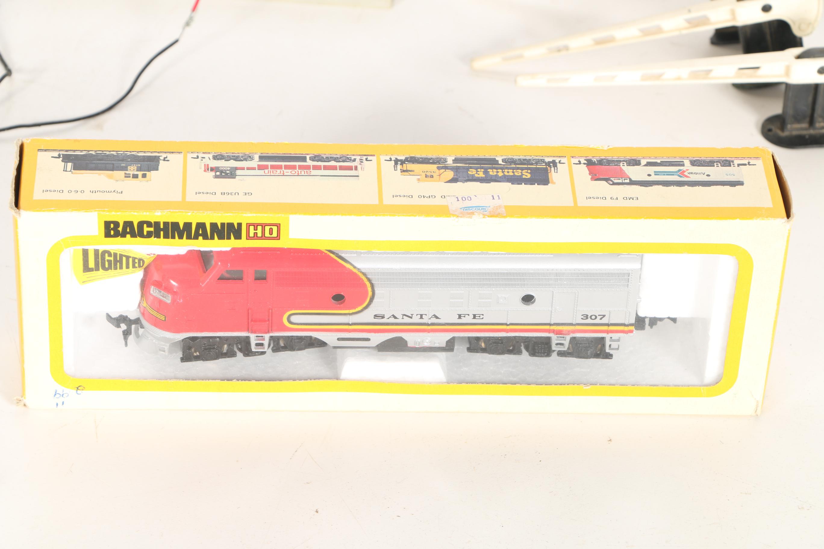 Collection of Various Scale Train Track and Accessories