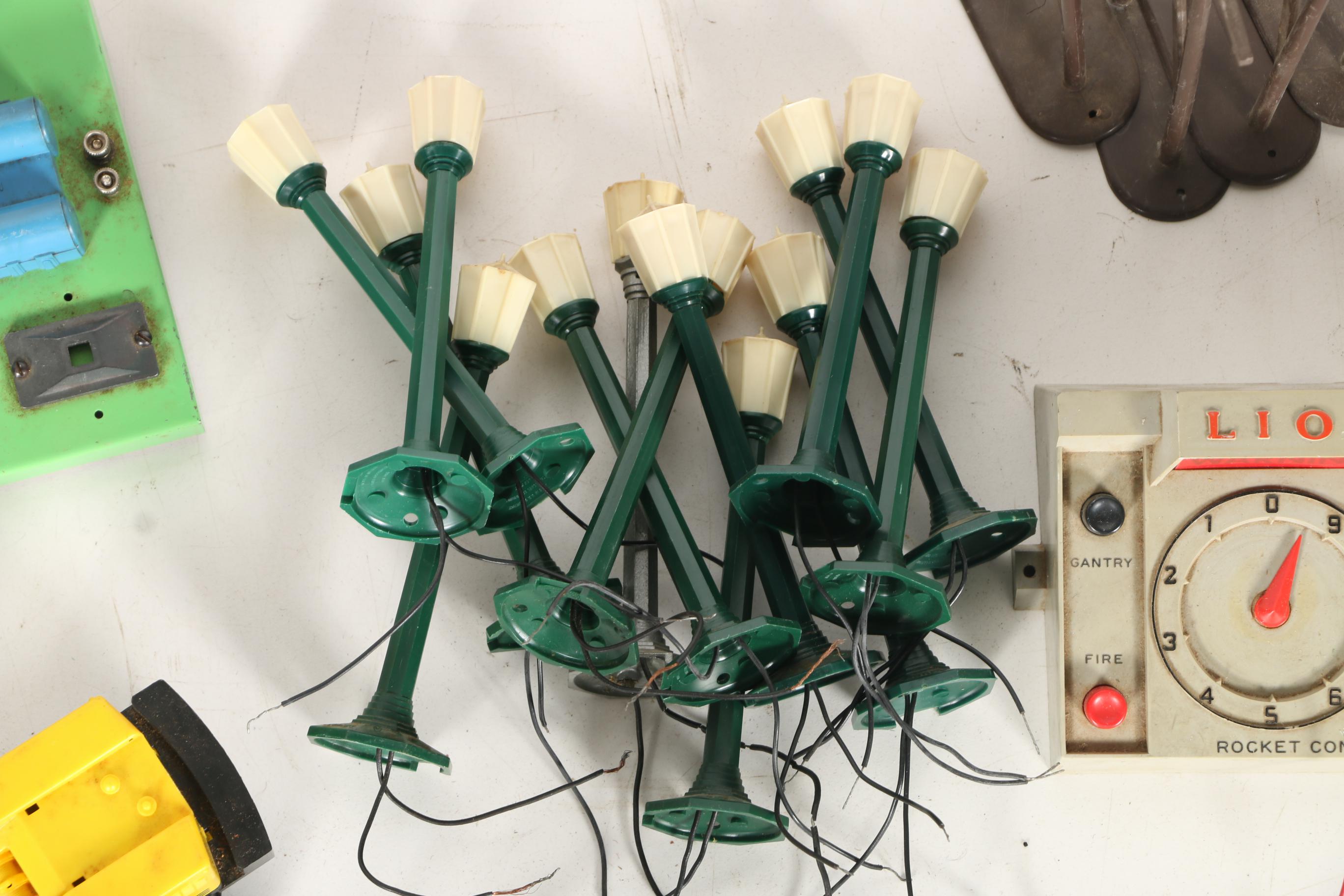 Collection of Various Scale Train Track and Accessories