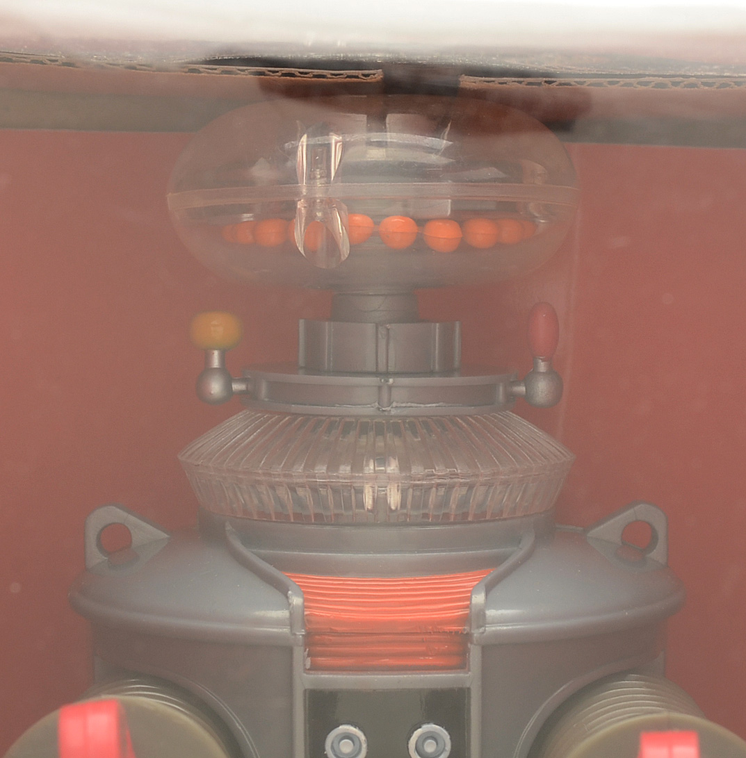 "Lost in Space" Remote Control Robot B-9 Action Figure