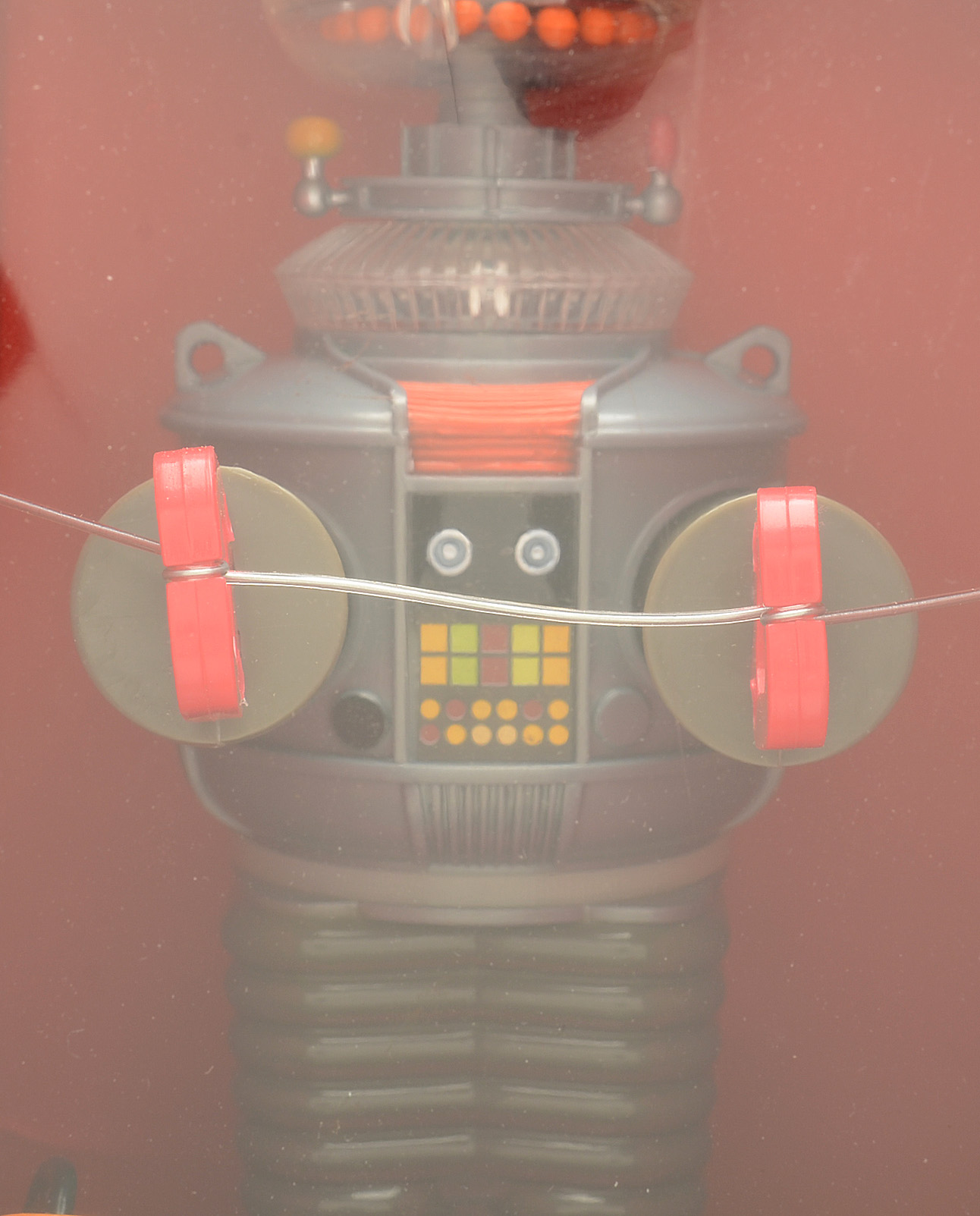 "Lost in Space" Remote Control Robot B-9 Action Figure