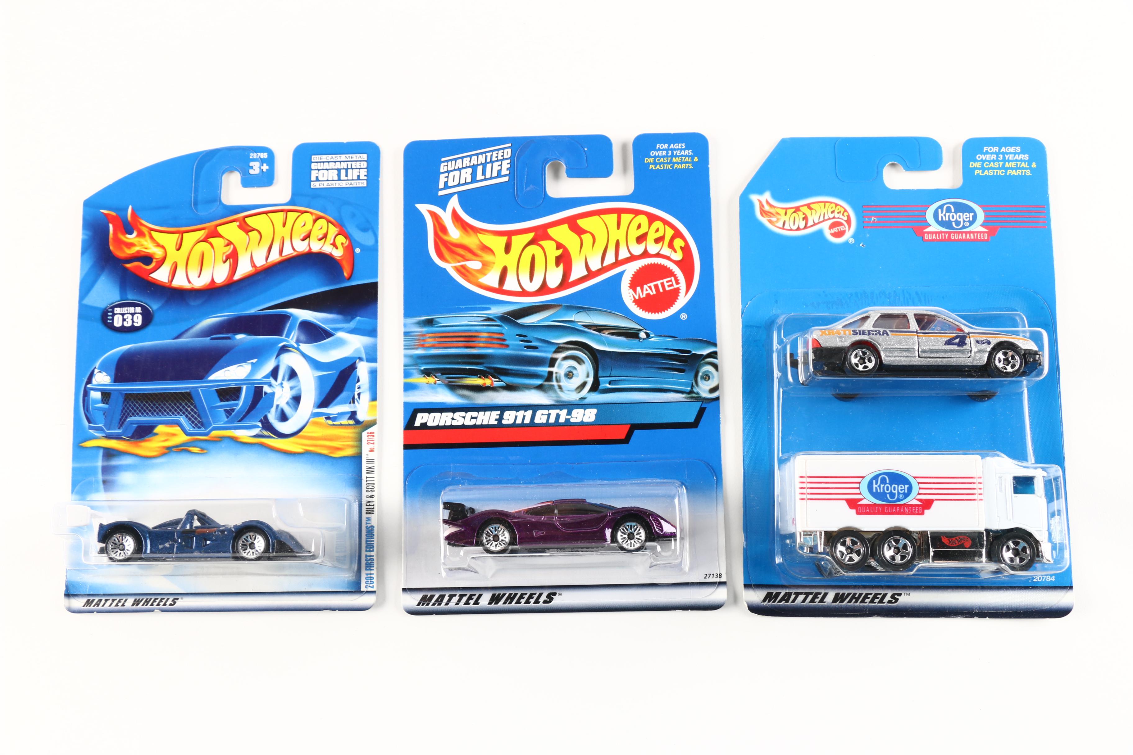 Large Collection of Die-Cast Hot Wheels Cars