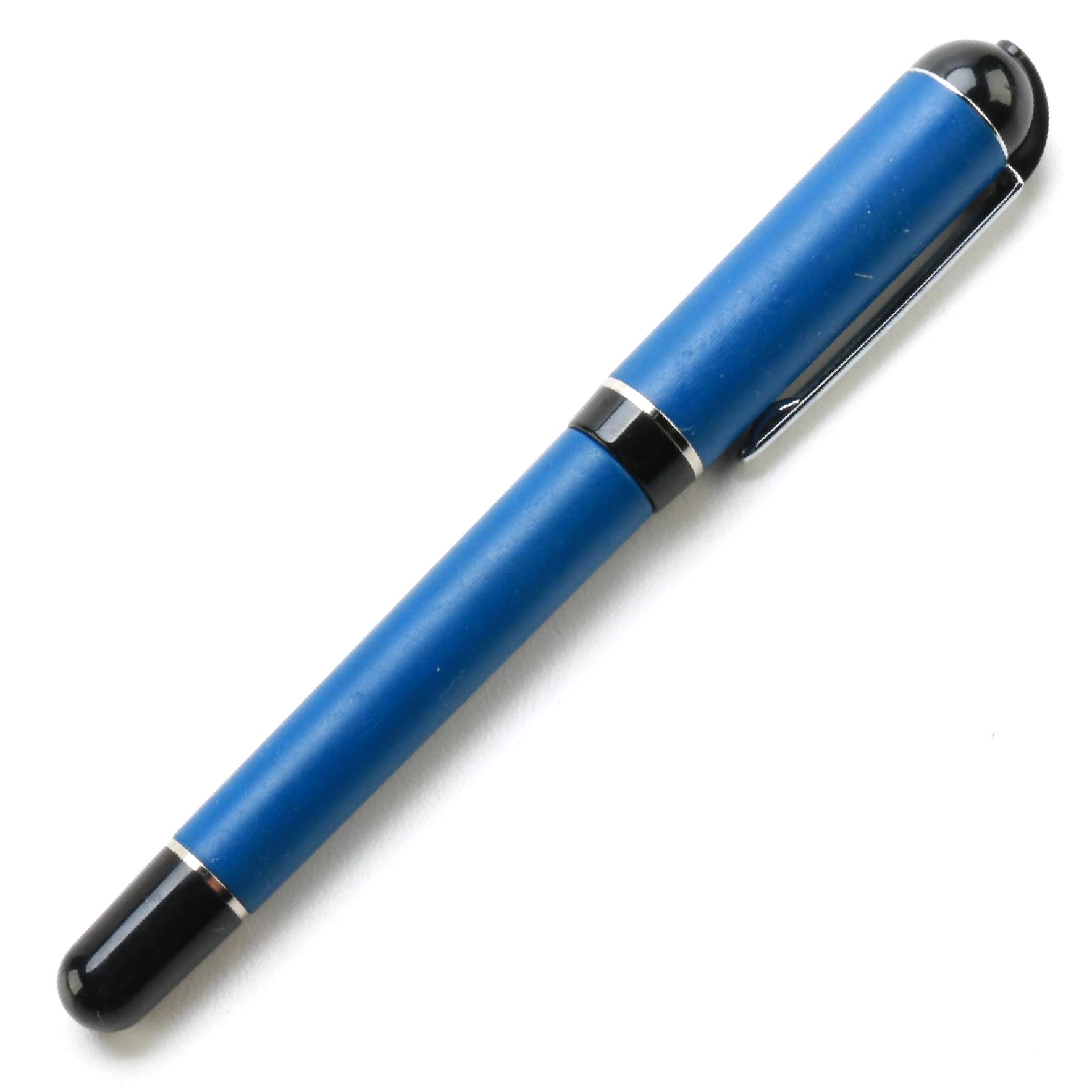 Aurora Ipsilon Fountain Pen