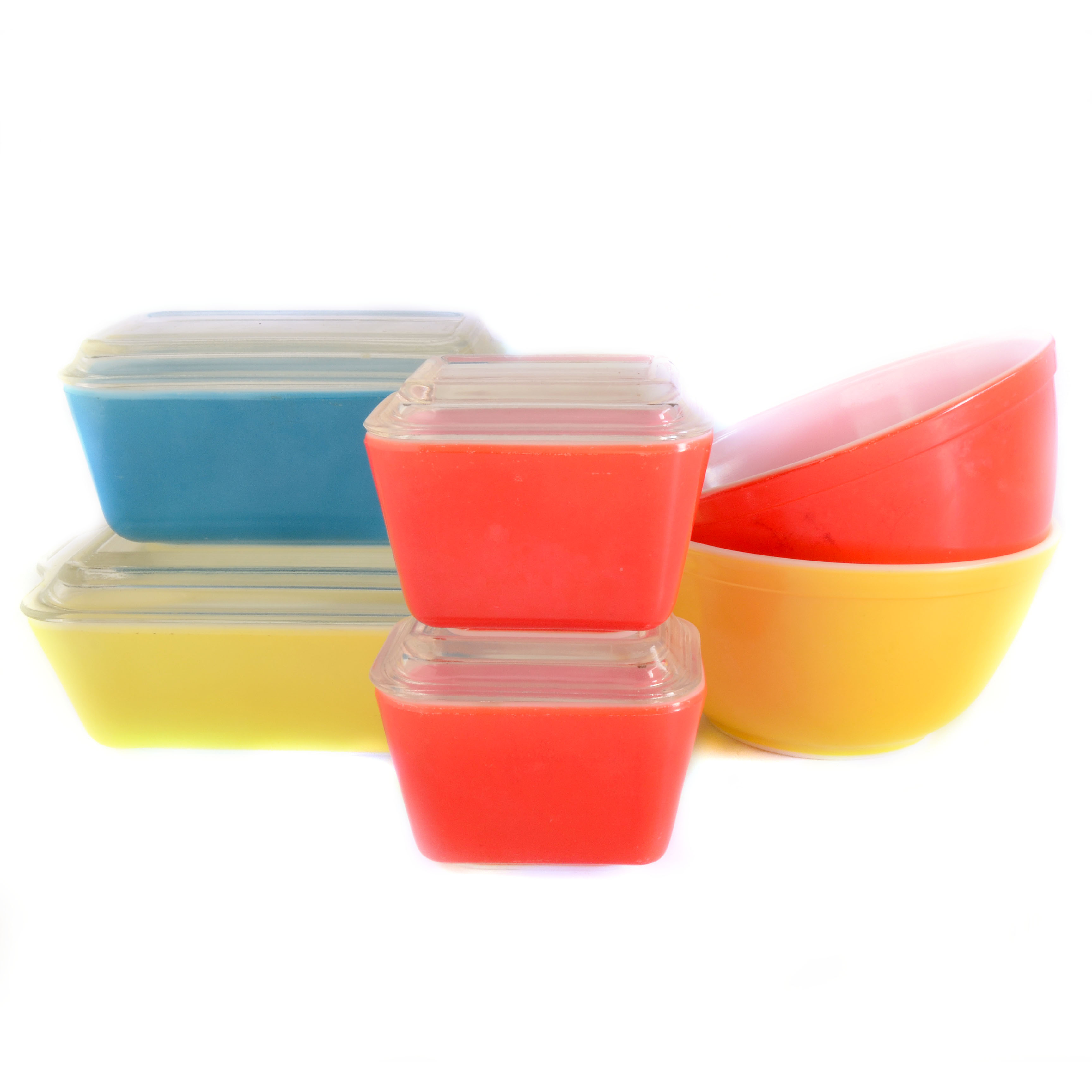 Set of Vintage Pyrex Containers