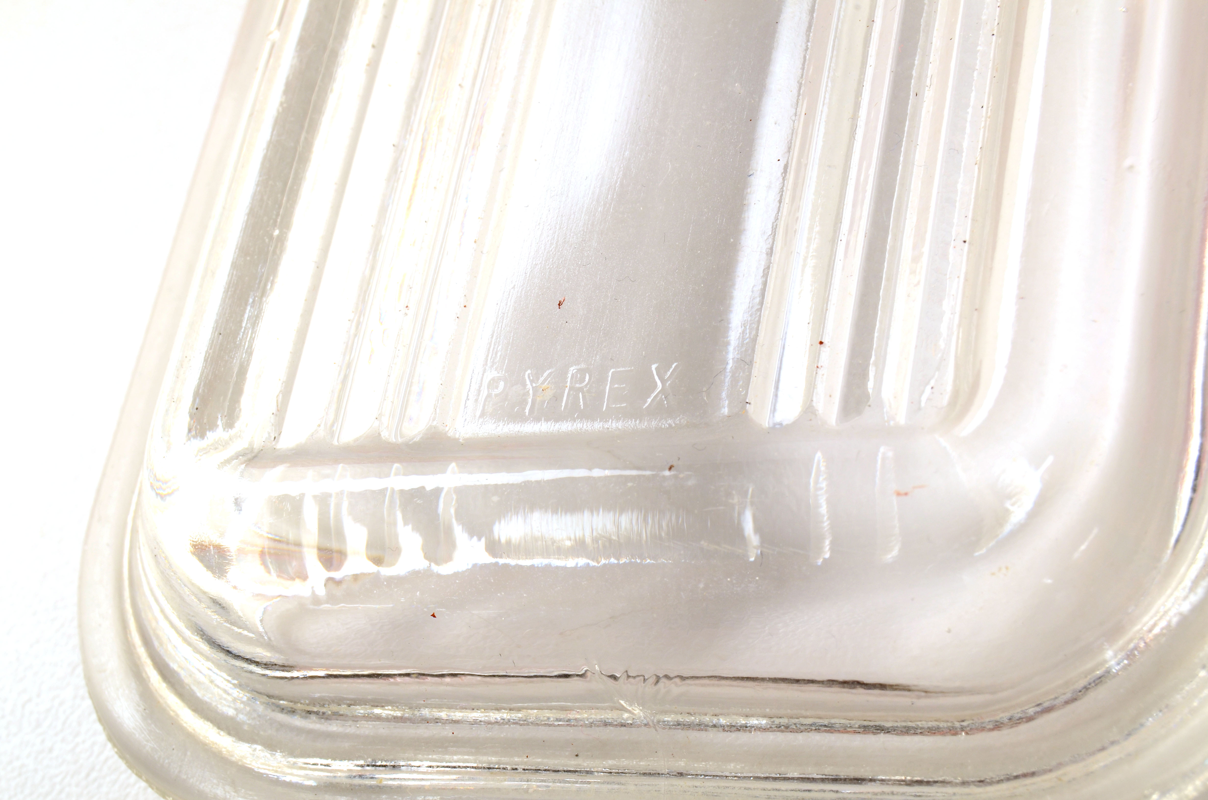 Set of Vintage Pyrex Containers