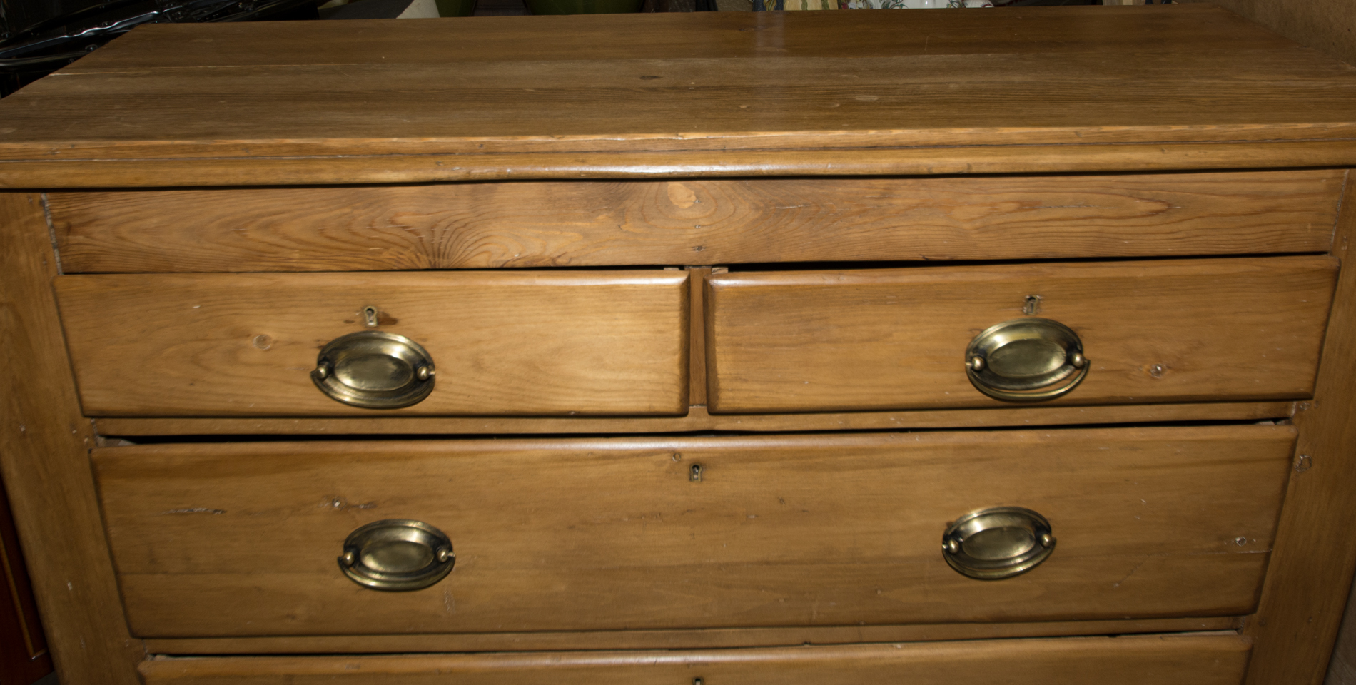 Antique Colonial Style Pine Chest of Drawers