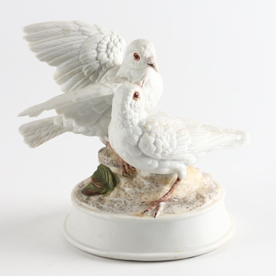 Gorham Dove Figurine Music Box