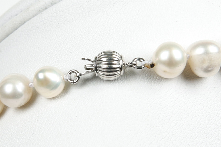 Pearl Necklace with Sterling Silver Clasp