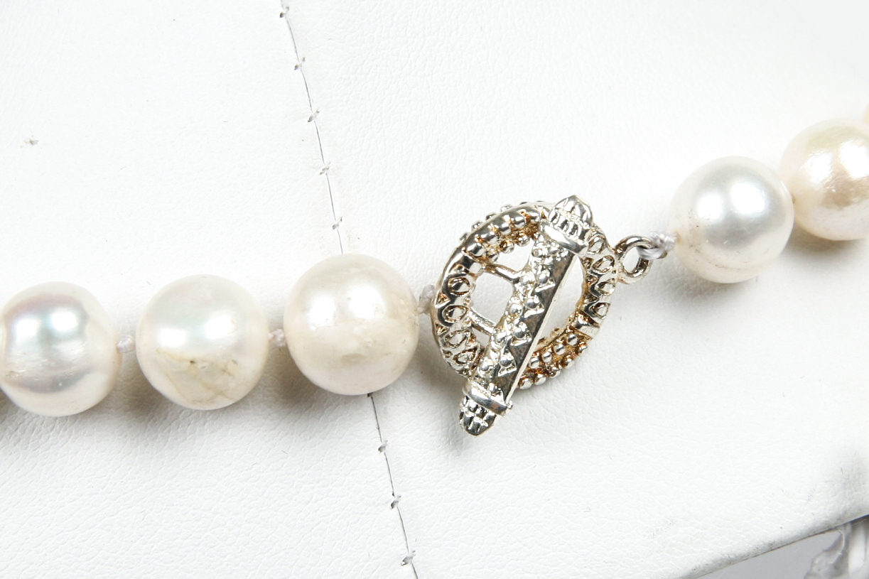 Cultured Pearl Necklace