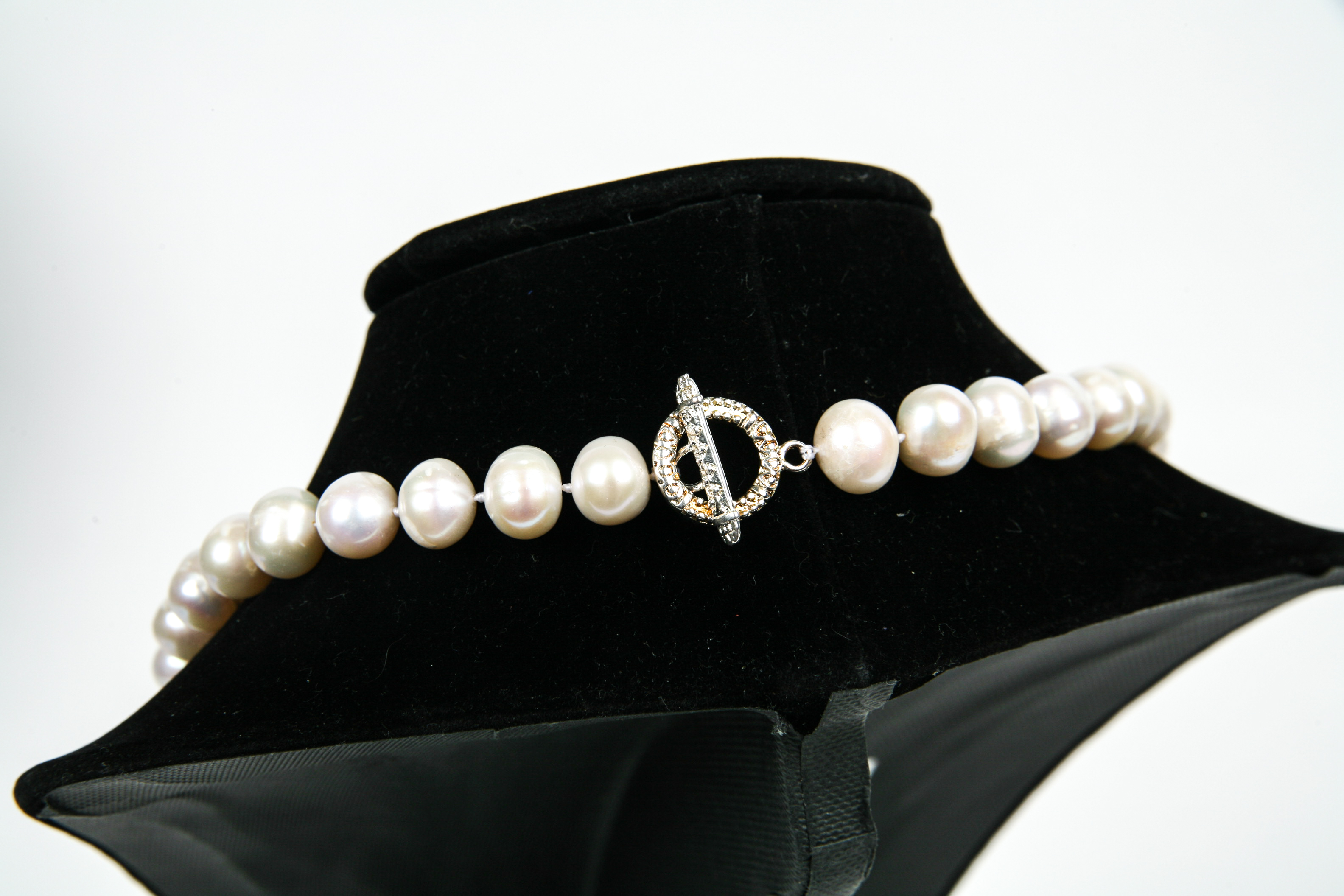 Cultured Pearl Necklace
