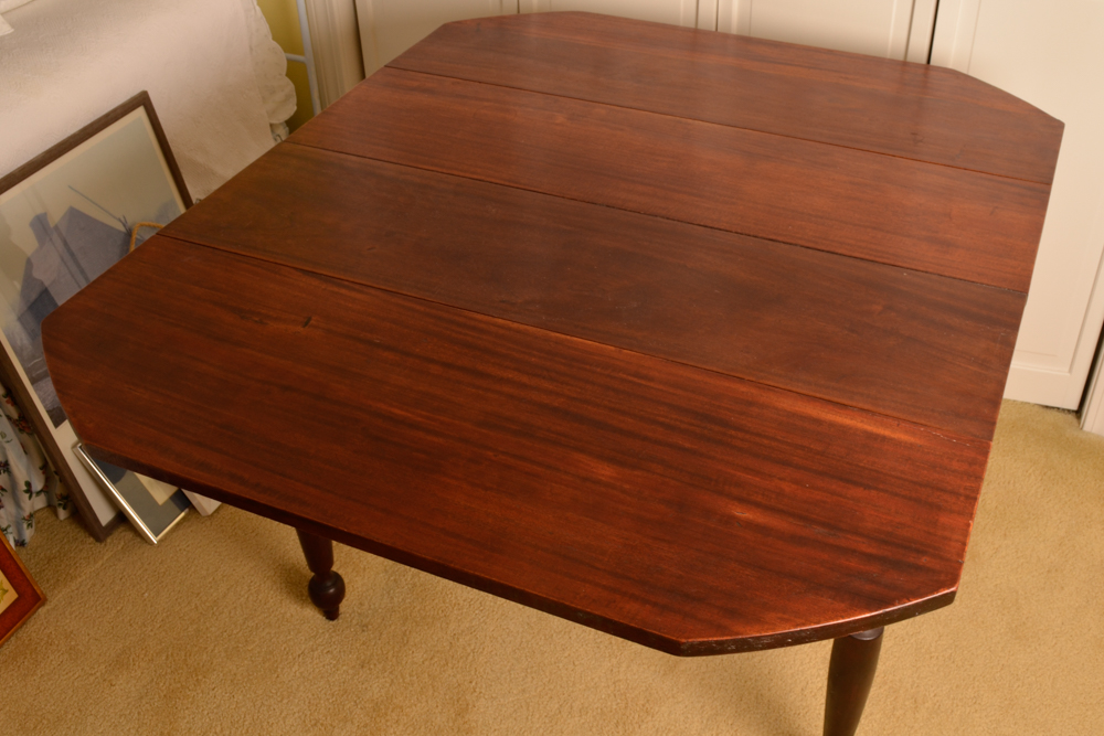 Vintage Drop-Leaf Federal Style Table