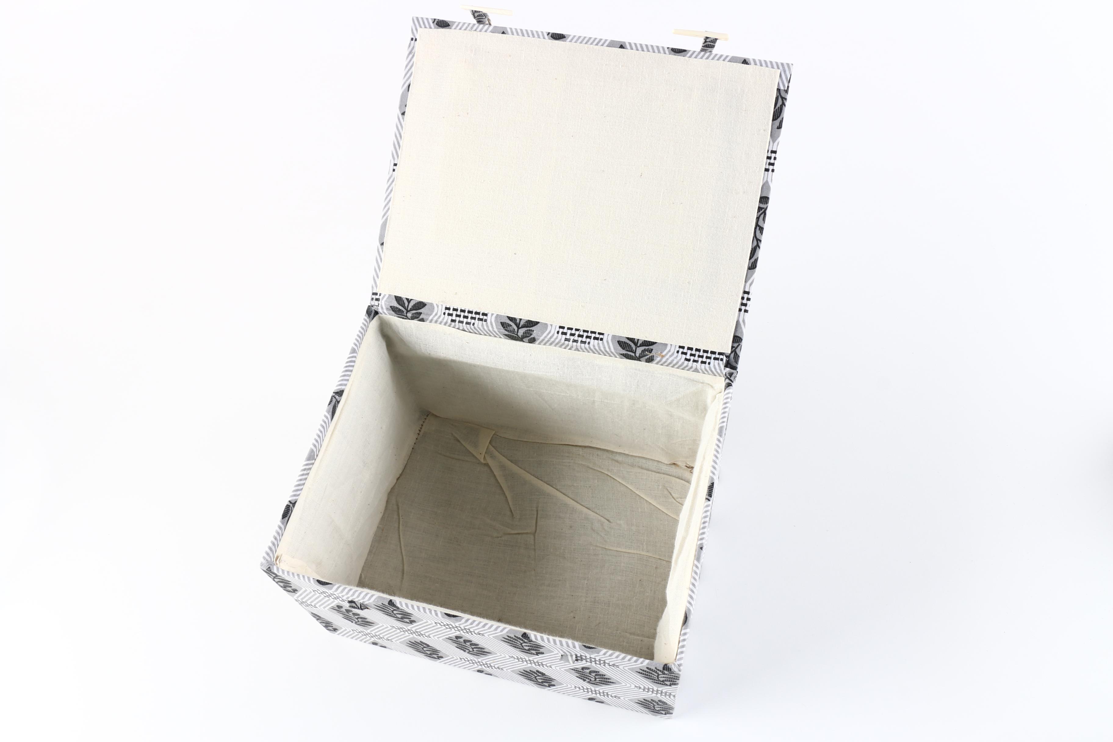 Chinese Style Patterned Nesting Boxes