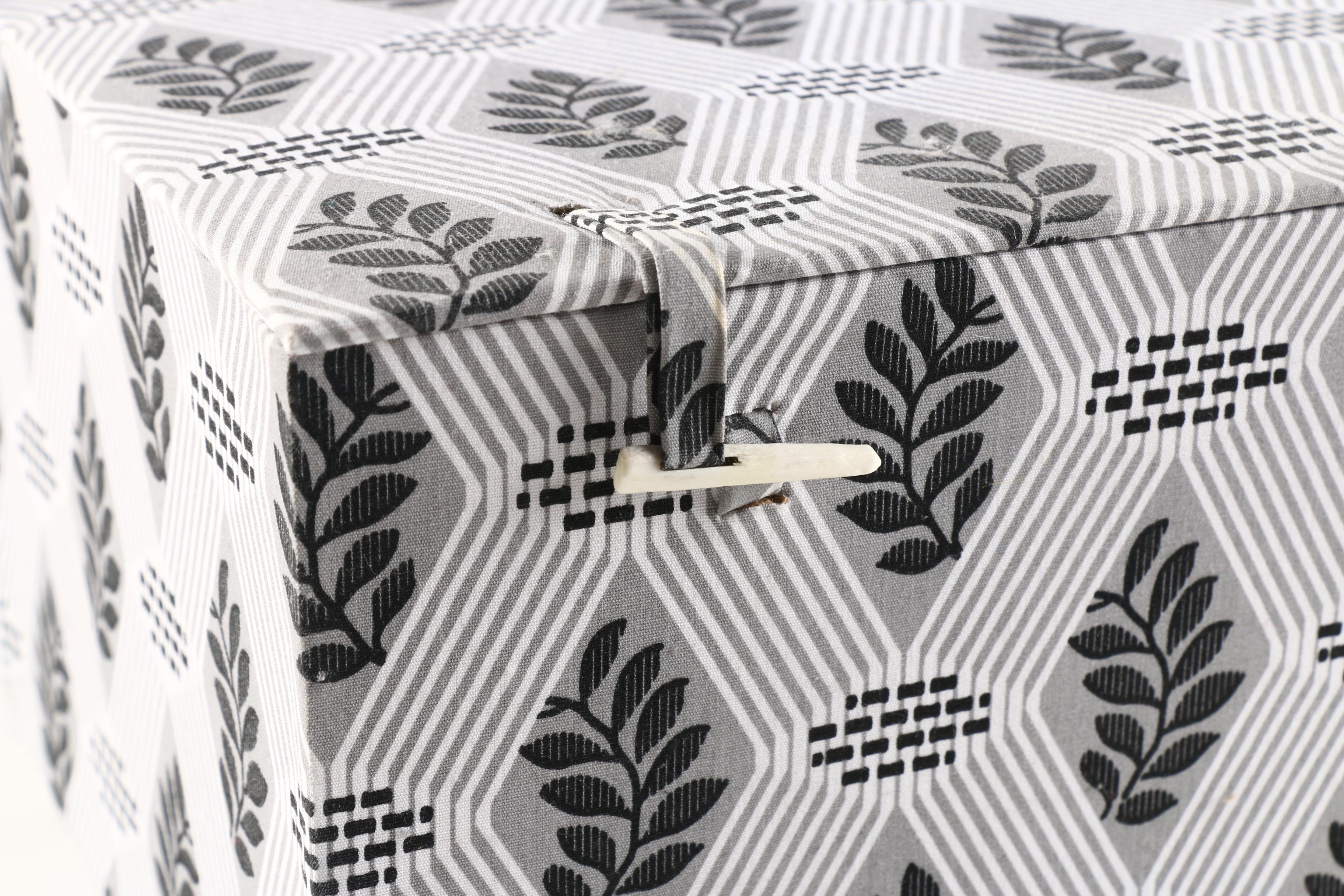 Chinese Style Patterned Nesting Boxes