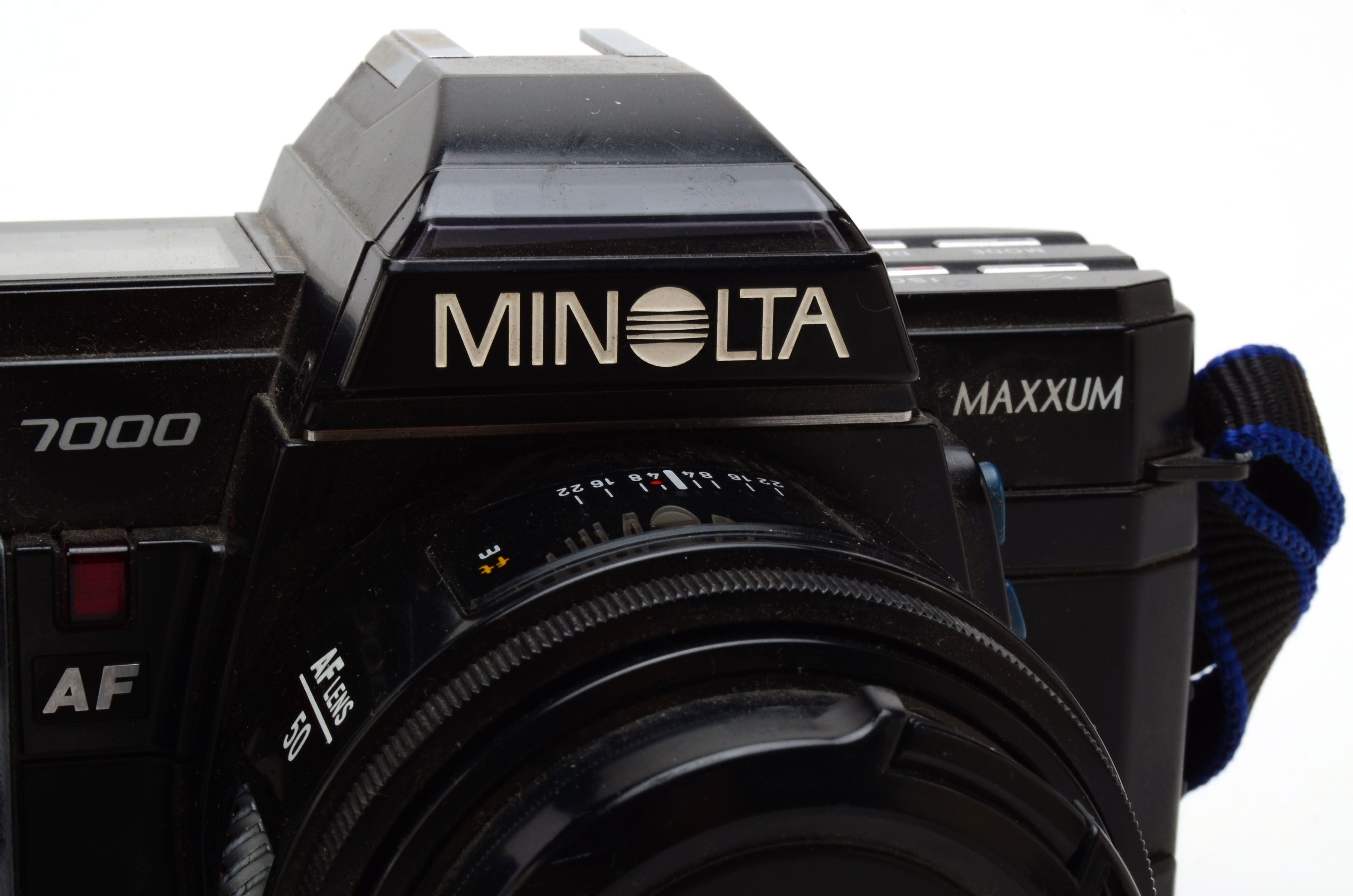Minolta 7000 Maxxum and Canon Rebel 2000 SLR Cameras