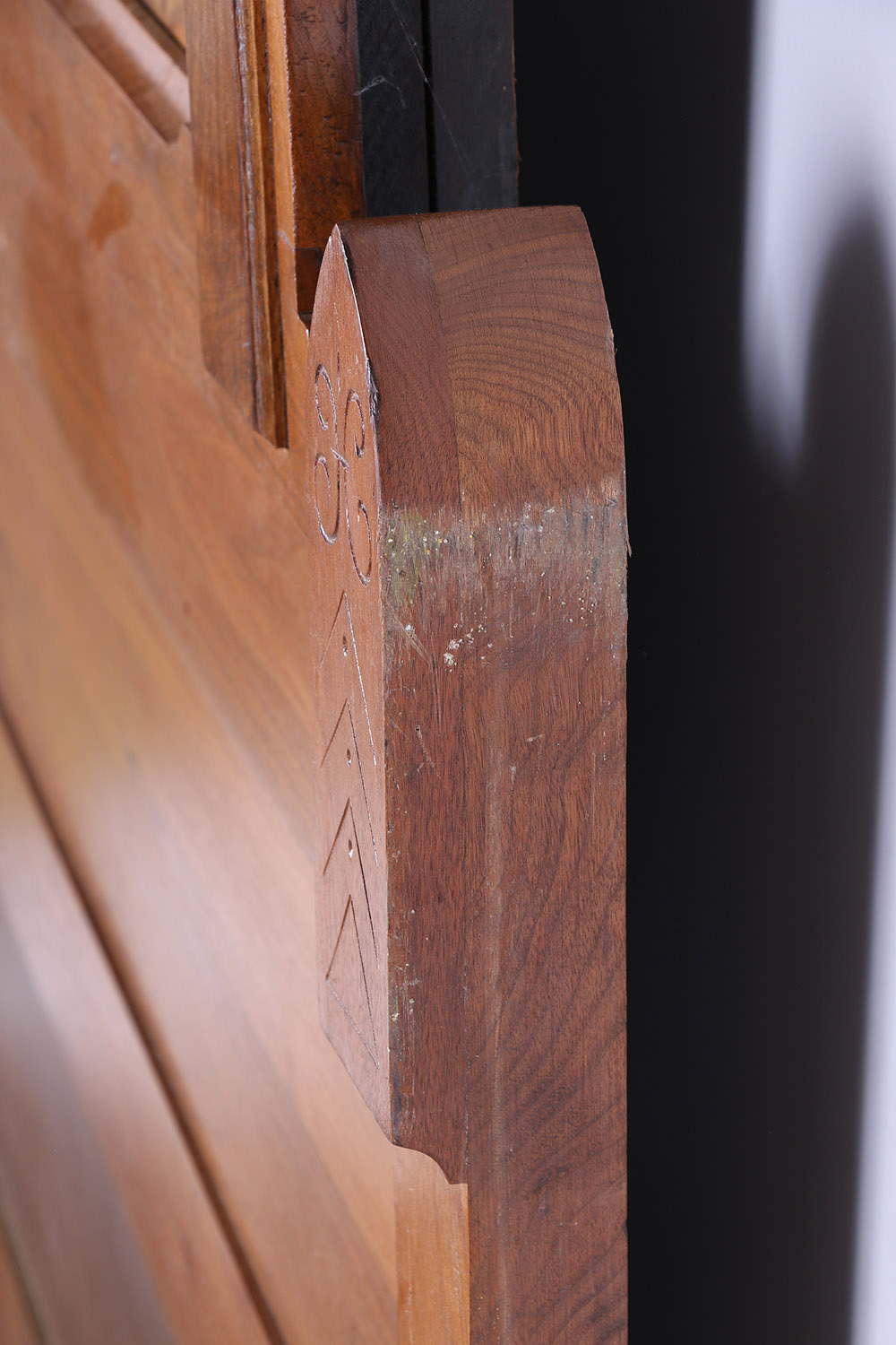 Vintage Walnut Full Size Bed Frame