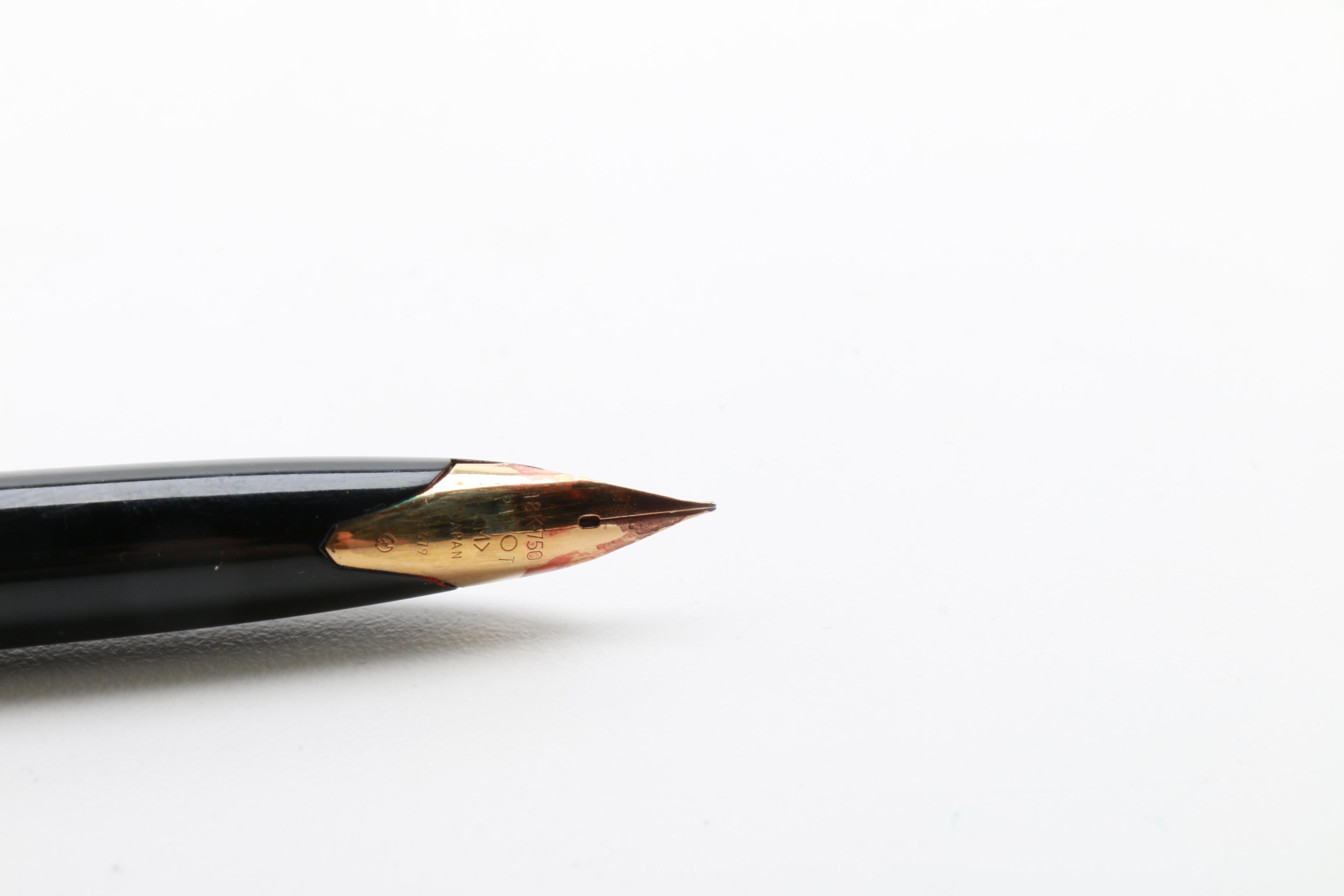 Pilot Custom 18k Gold Nib Fountain Pen