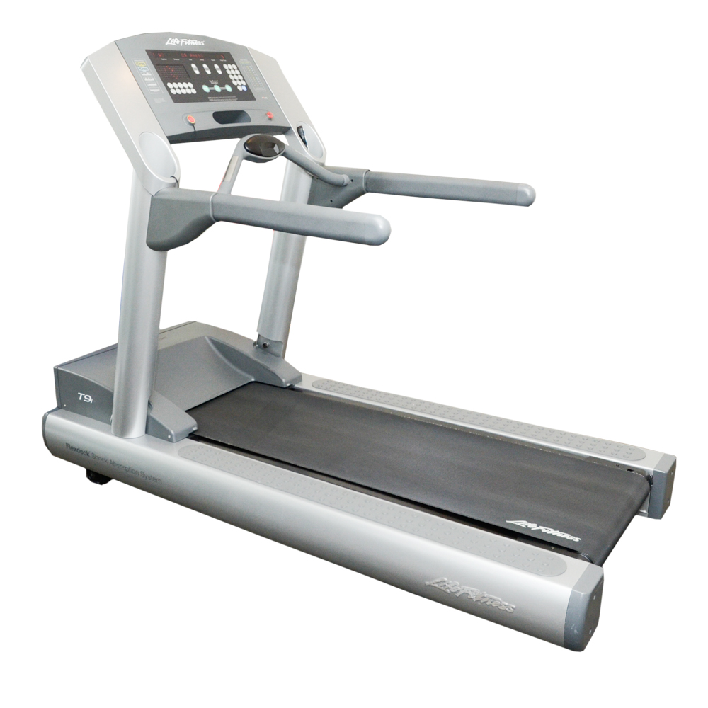 Life Fitness "T9i" Treadmill
