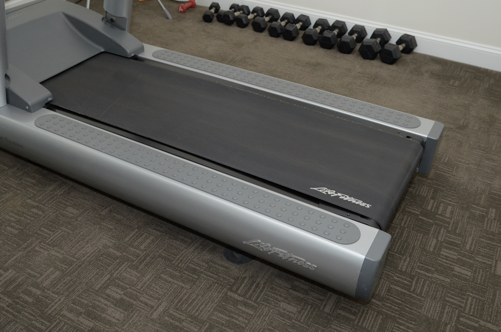 Life Fitness "T9i" Treadmill