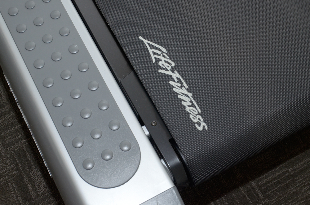 Life Fitness "T9i" Treadmill
