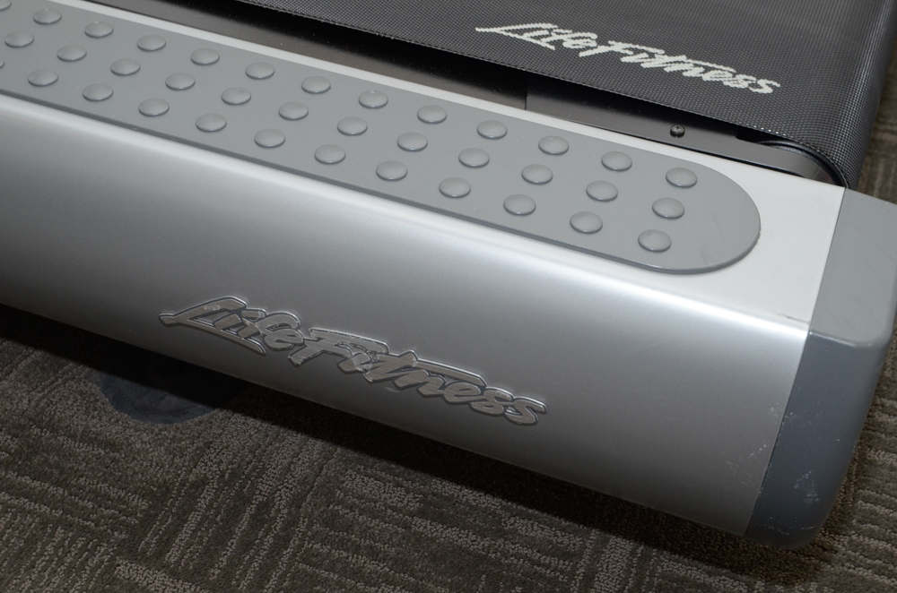 Life Fitness "T9i" Treadmill