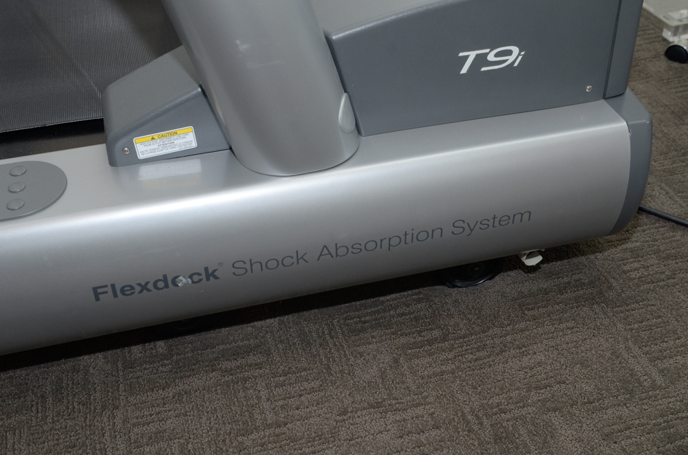 Life Fitness "T9i" Treadmill