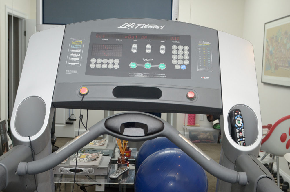 Life Fitness "T9i" Treadmill