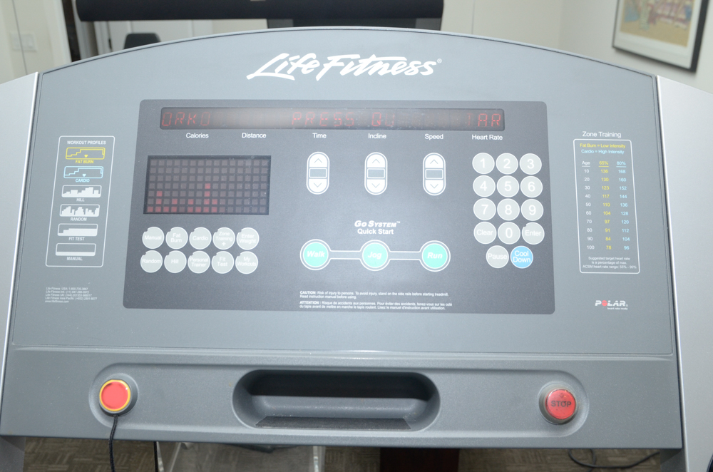 Life Fitness "T9i" Treadmill