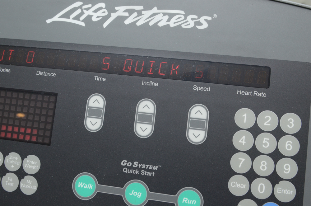 Life Fitness "T9i" Treadmill