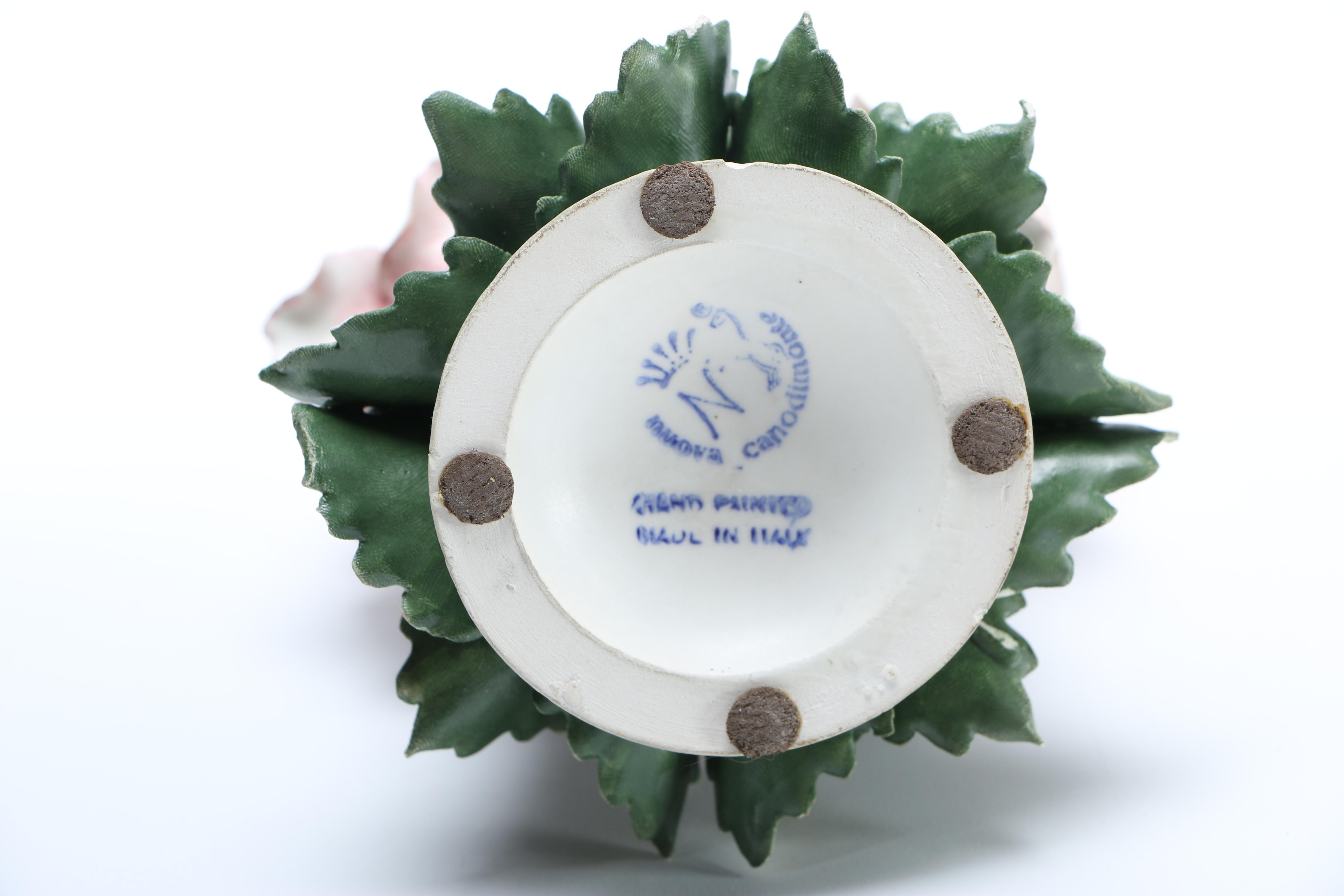 Nuova Canodimonte Flower Figurine