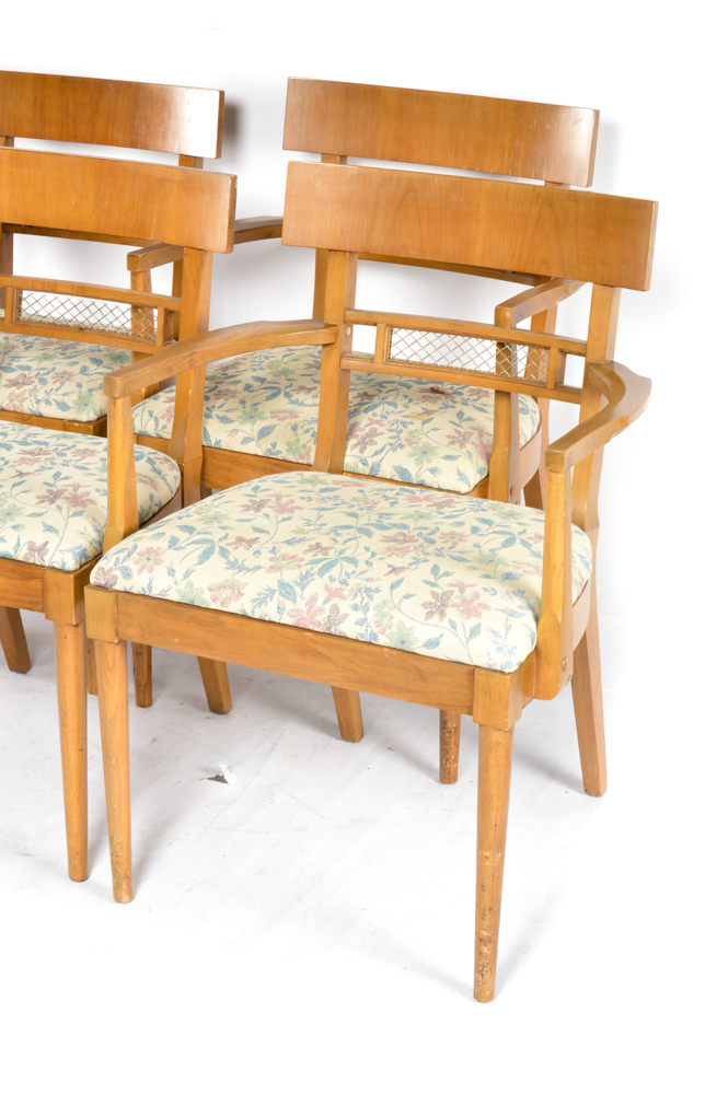 Mid Century Modern Style Dining Table With Chairs