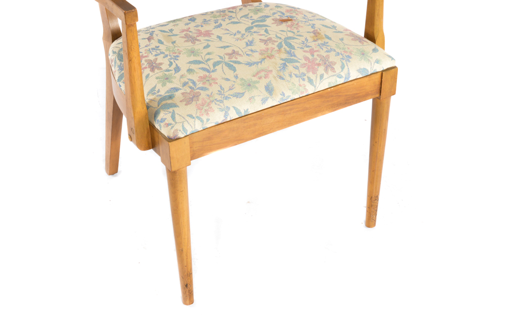 Mid Century Modern Style Dining Table With Chairs