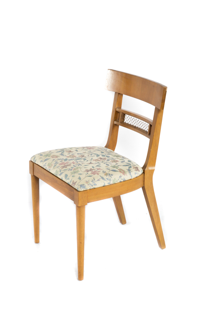 Mid Century Modern Style Dining Table With Chairs