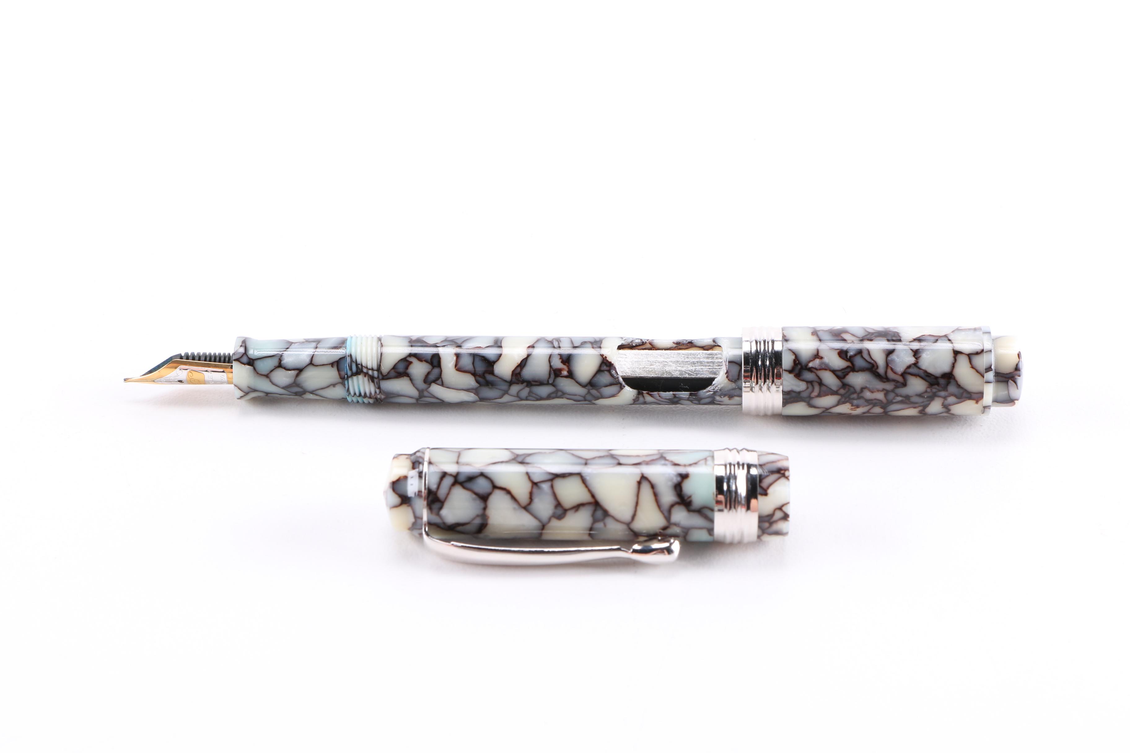 Bexley 18k Gold Nib Fountain Pen