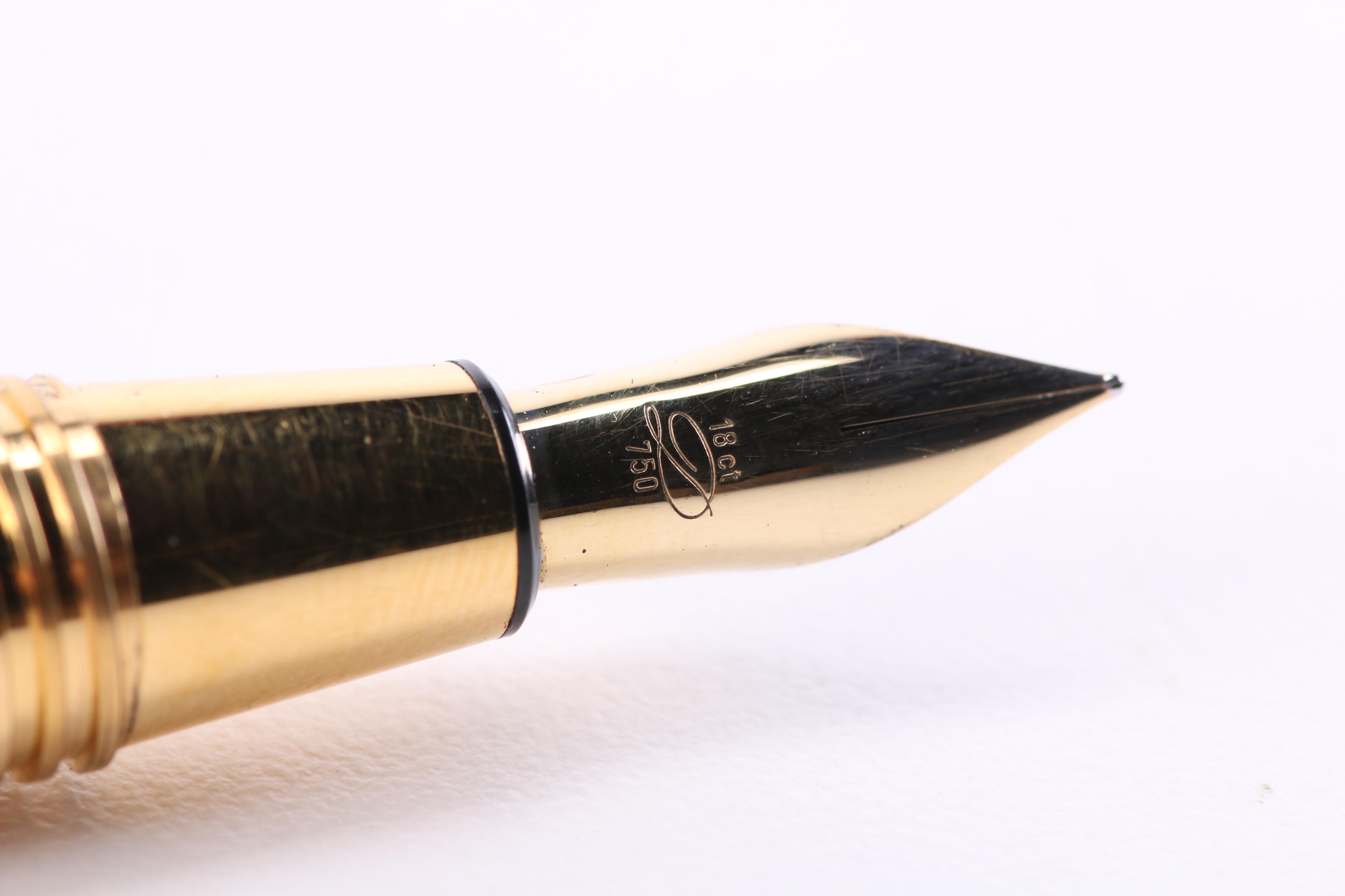 S.T. Dupont 18k Gold Nib Fountain Pen