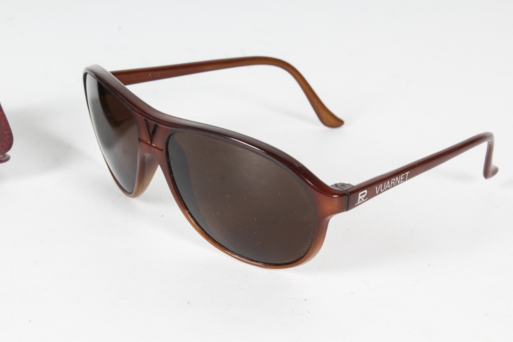 Vintage Vuarnet Skilynx-Acier Sunglasses and Case