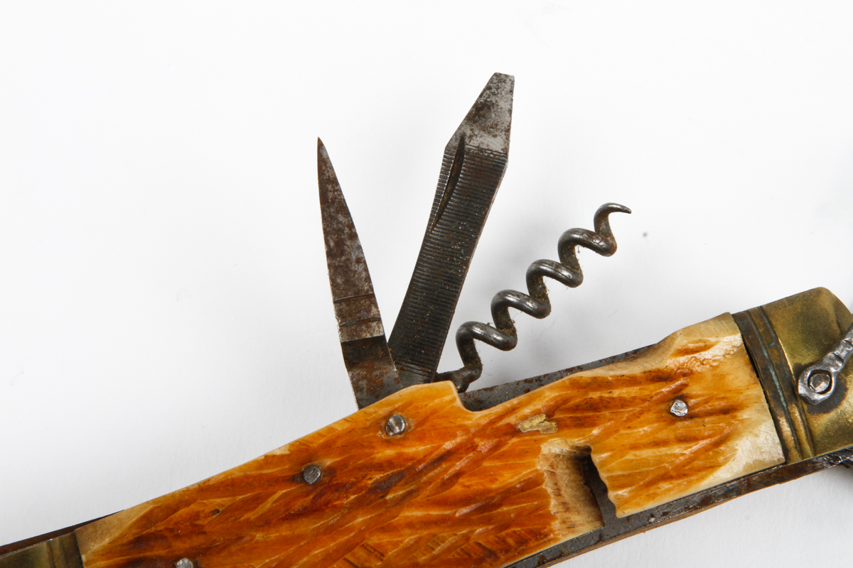 Vintage Valor Camping Pocket Knife