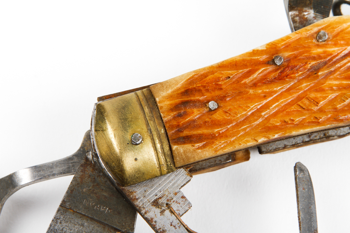 Vintage Valor Camping Pocket Knife