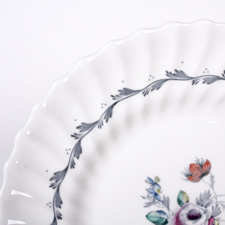 Royal Doulton "The Chelsea Rose" China Set