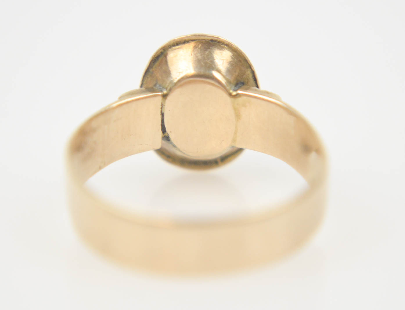 10K Yellow Gold Onyx Cameo Ring