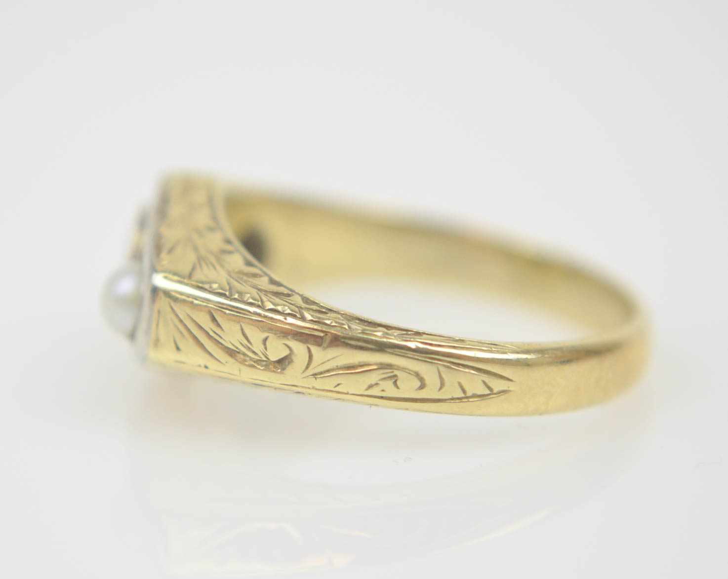 14K Yellow Gold Sapphire and Pearl Ring