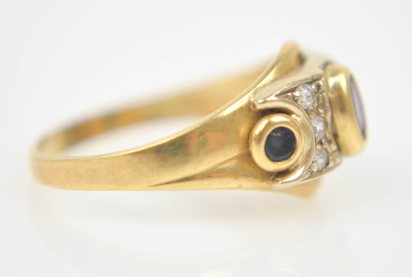Antique 18K Yellow Gold Sapphire and Diamond Ring