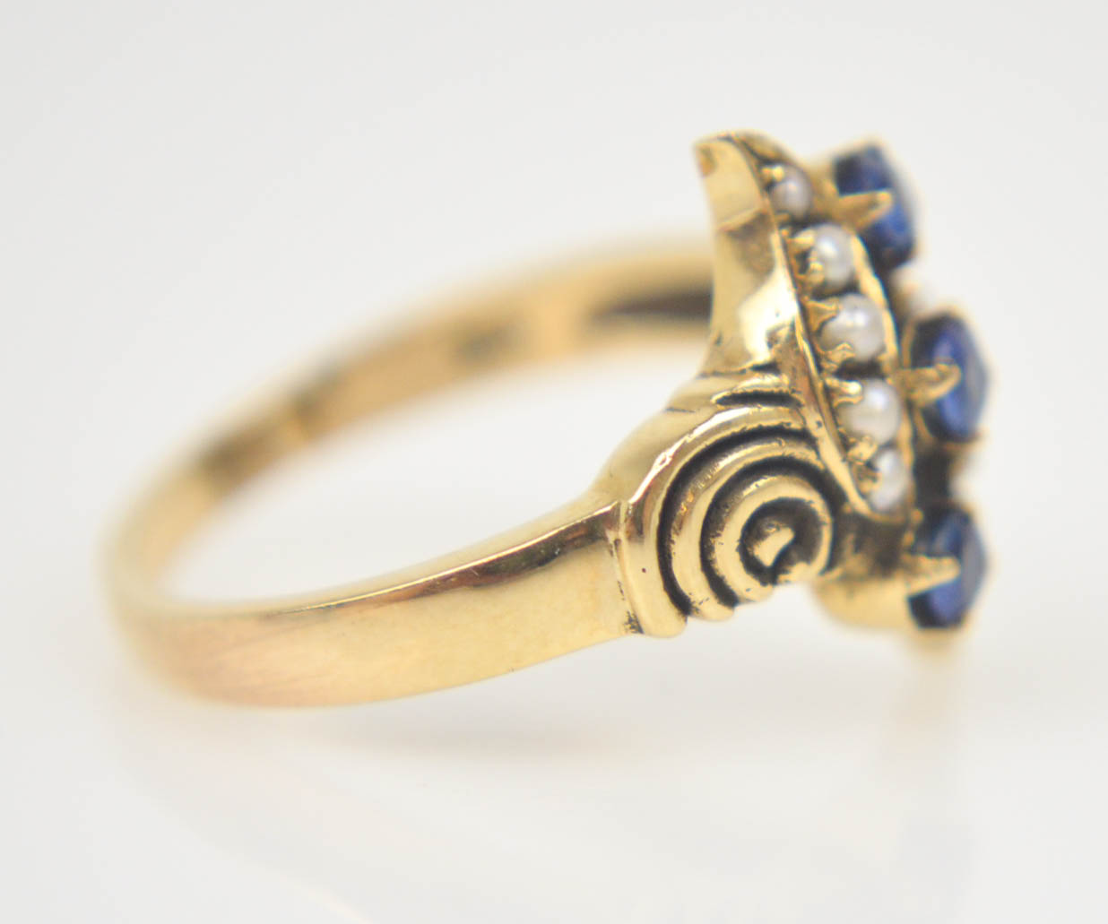 10K Yellow Gold Sapphire and Pearl Ring