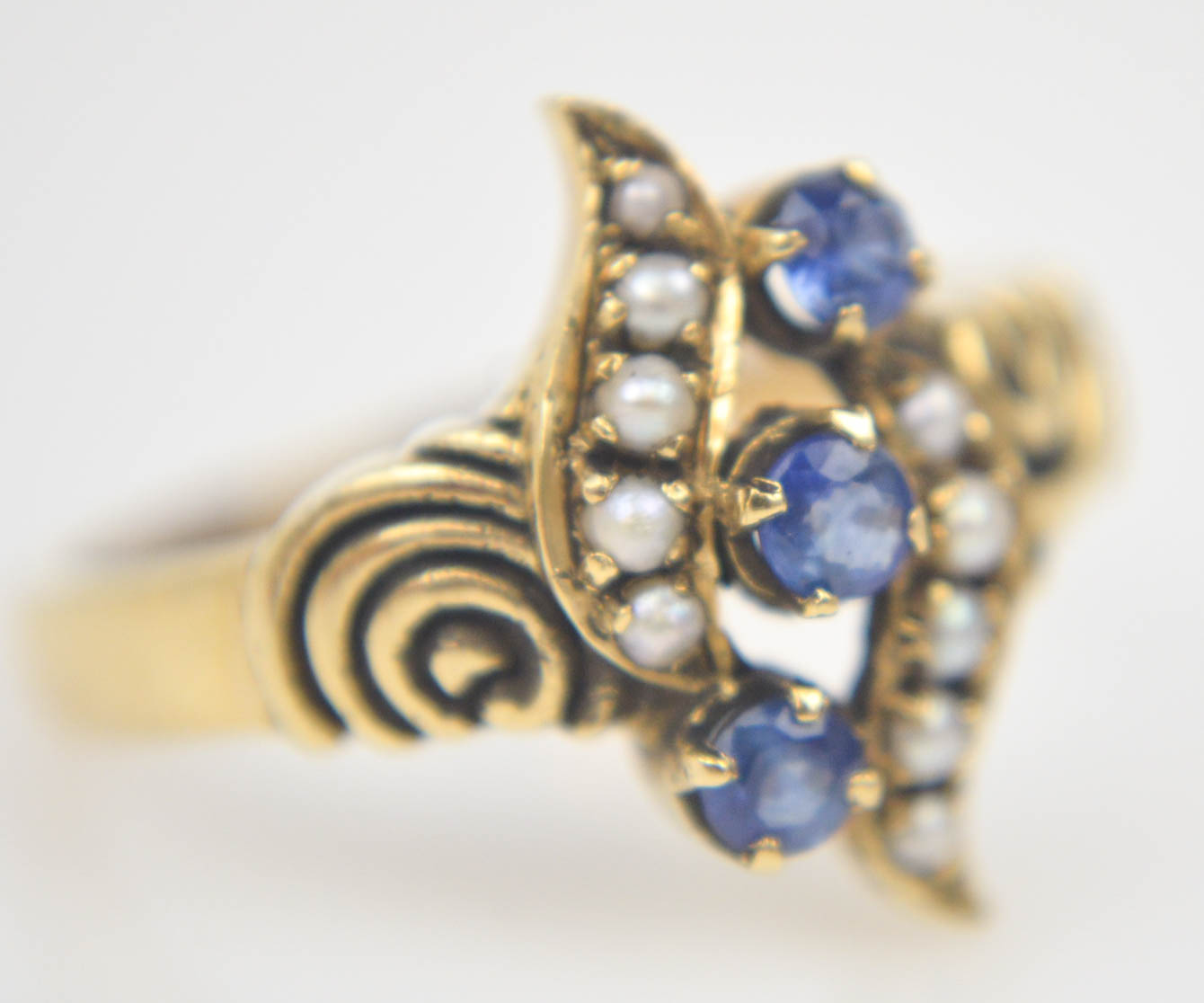 10K Yellow Gold Sapphire and Pearl Ring