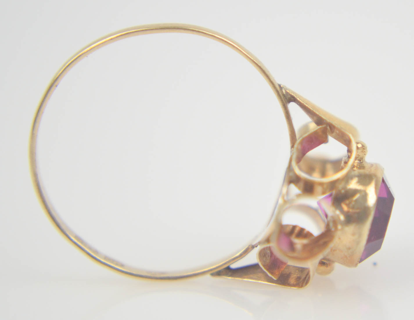 Vintage 14K Yellow Gold Glass Crystal Ring