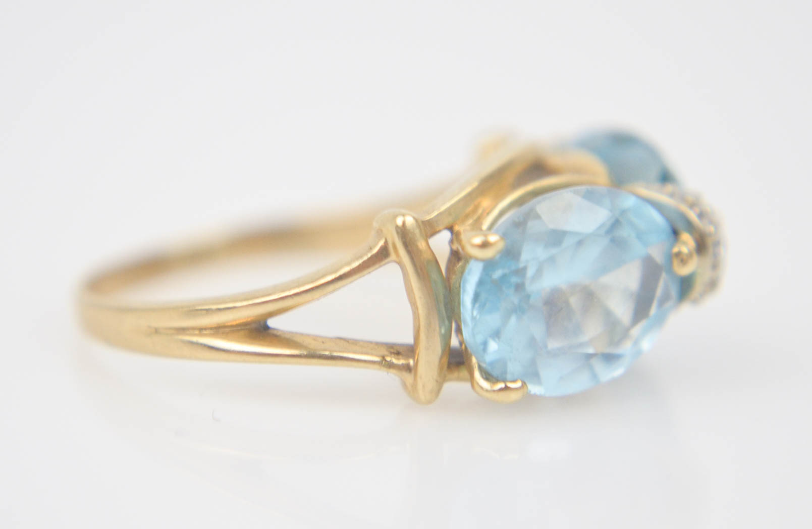 Vintage 14K Yellow Gold Topaz and Diamond Ring