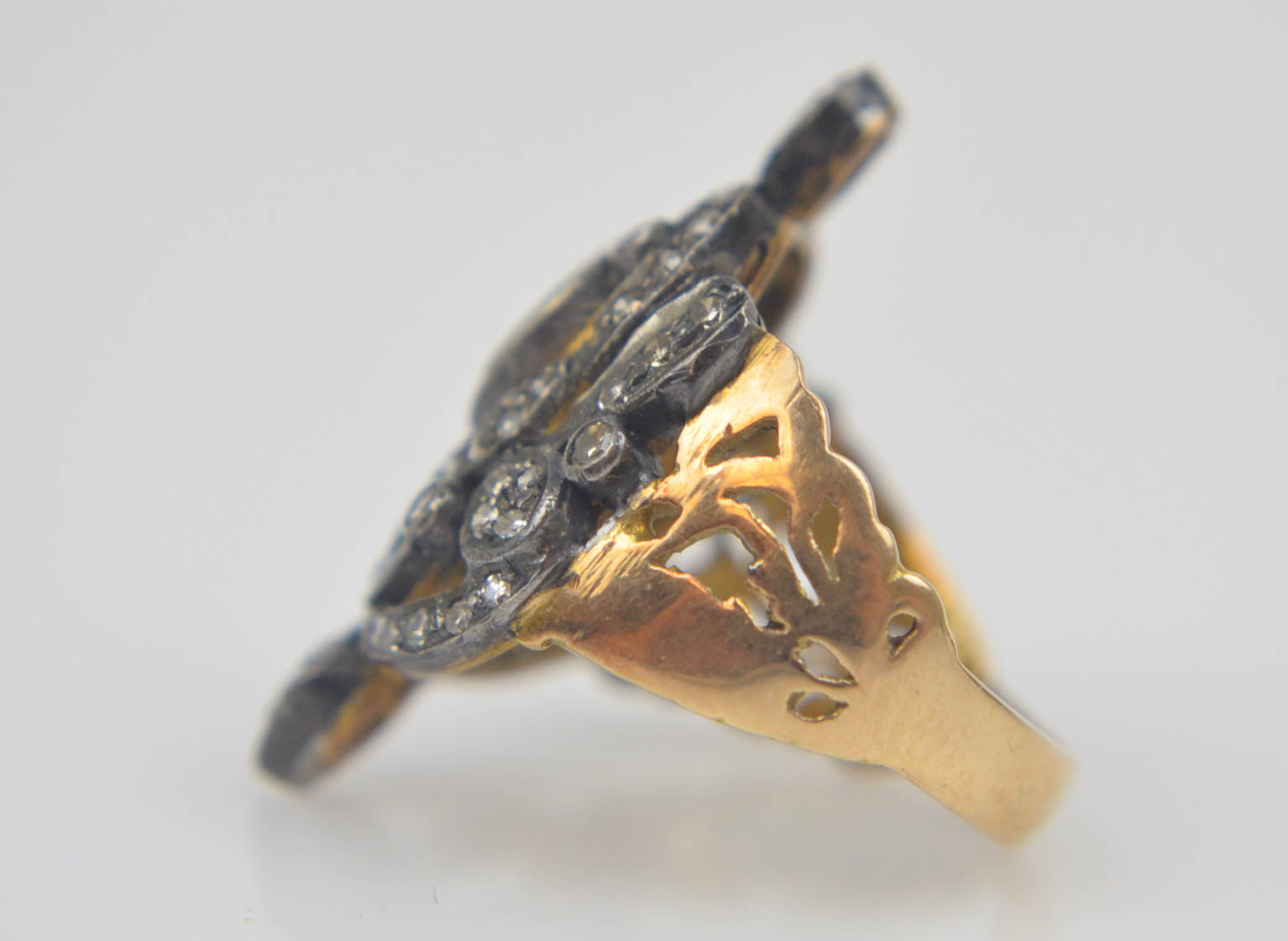 Antique 18K Yellow Gold and Sterling Silver Diamond Ring