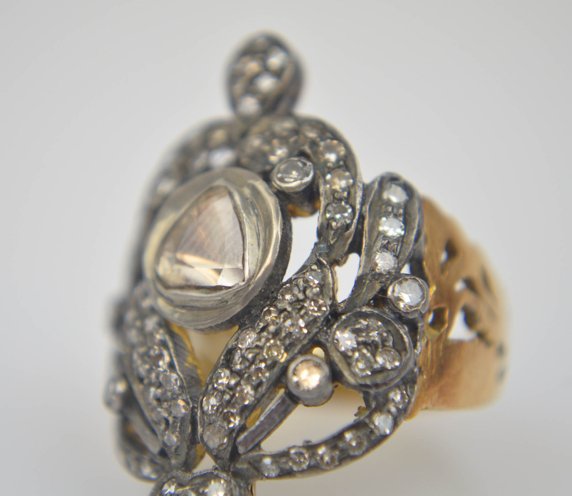Antique 18K Yellow Gold and Sterling Silver Diamond Ring