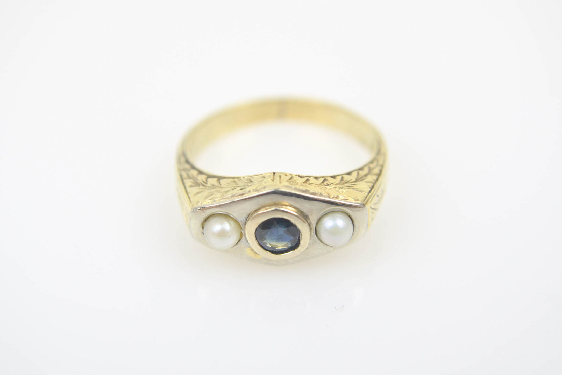 14K Yellow Gold Sapphire and Pearl Ring