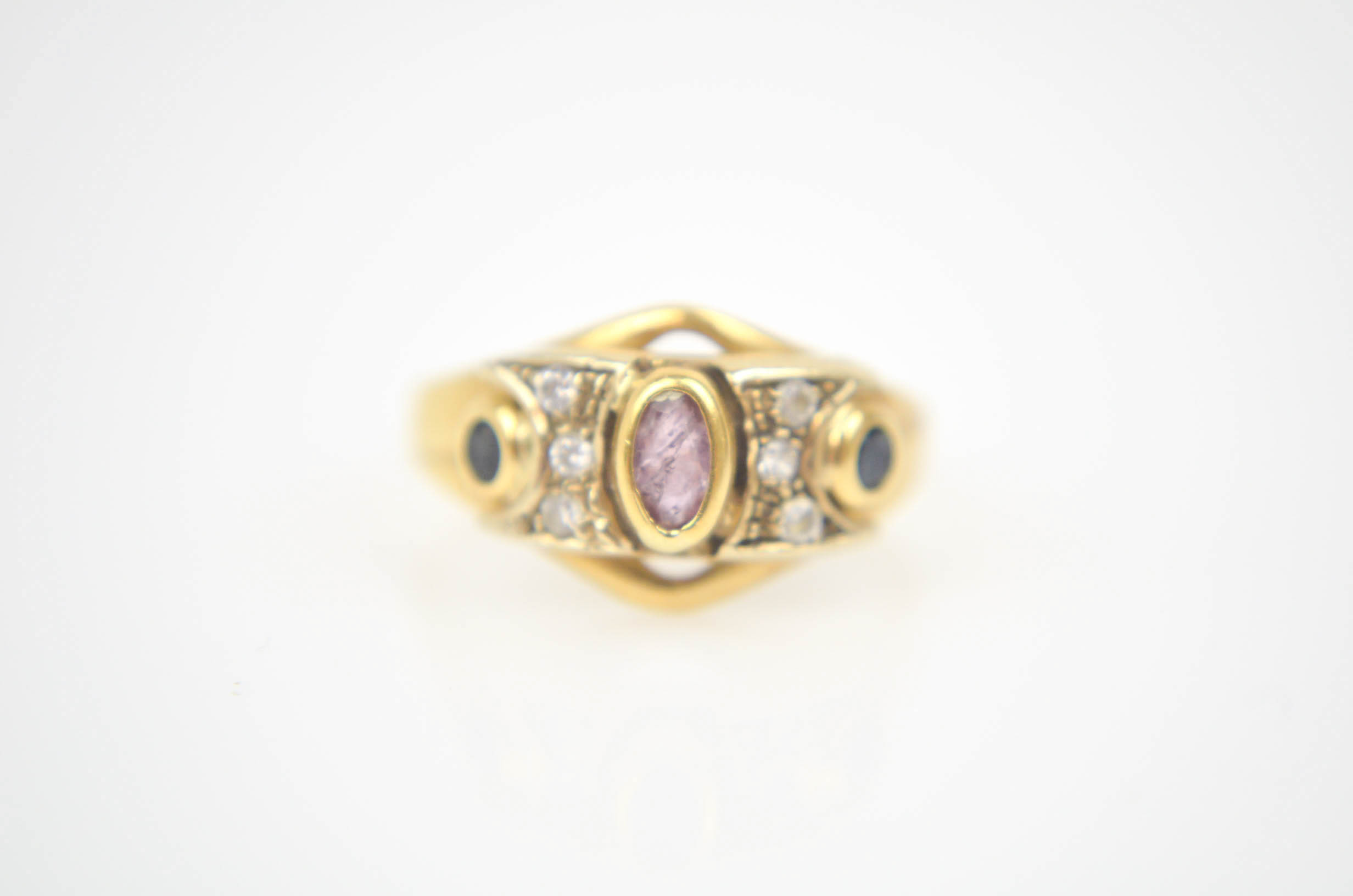 Antique 18K Yellow Gold Sapphire and Diamond Ring