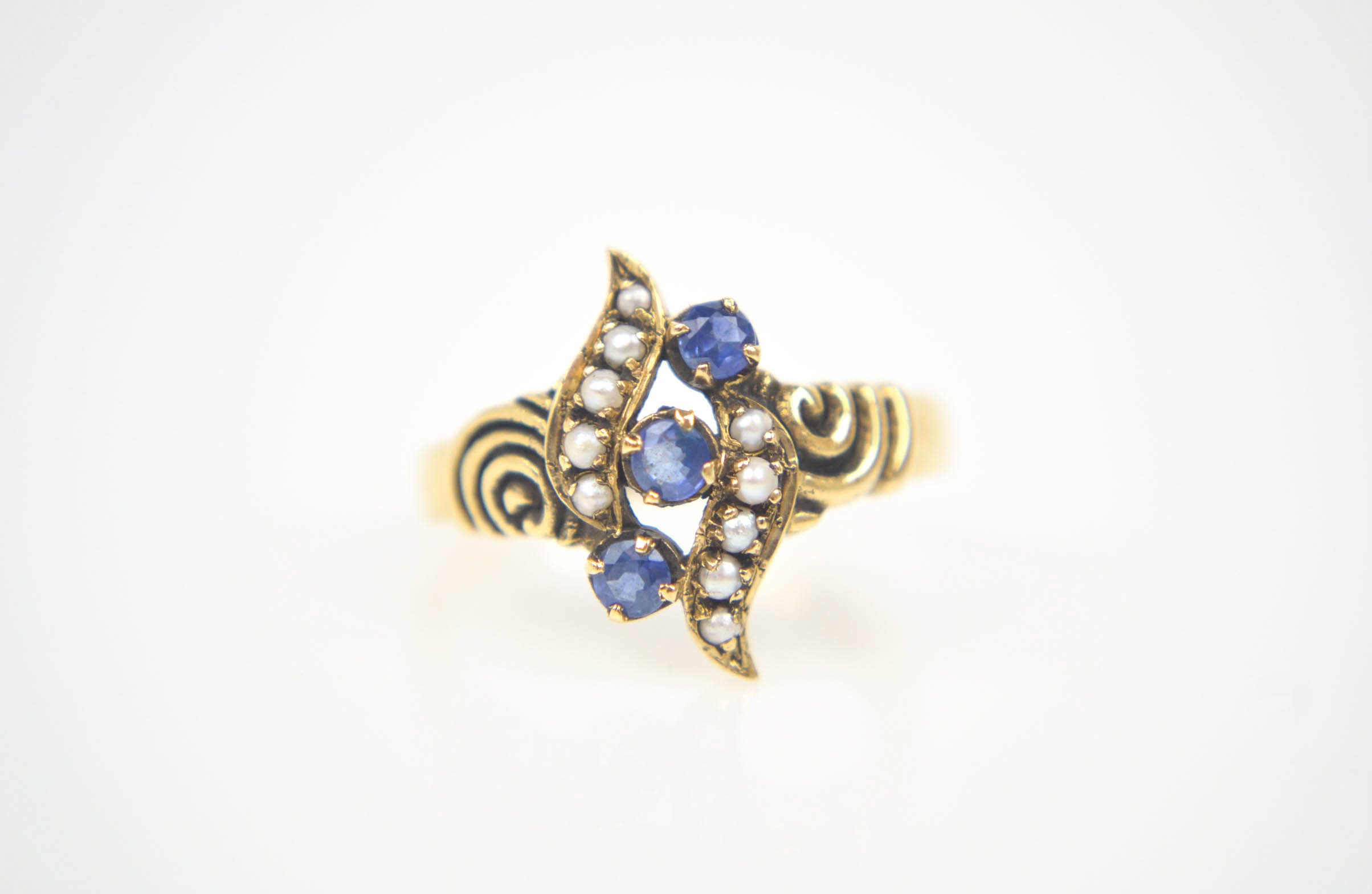 10K Yellow Gold Sapphire and Pearl Ring
